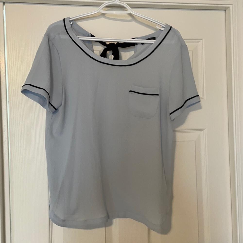 RW&Co Short Sleeve Tie Back Blouse Medium